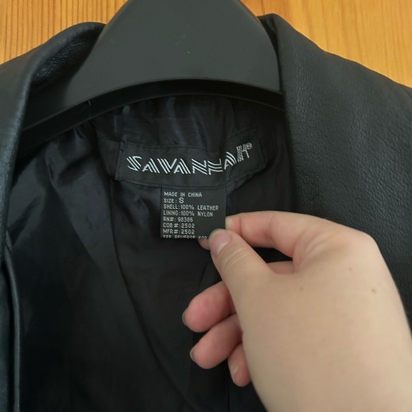 Vintage Black Leather Long Jacket - Picture 2 of 10